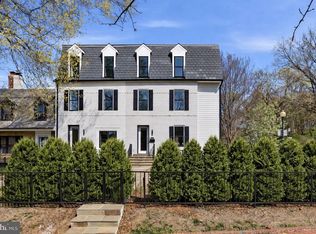 1600 37th St NW, Washington, DC 20007
