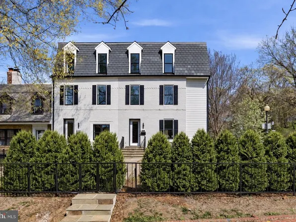 1600 37th St NW, Washington, DC 20007