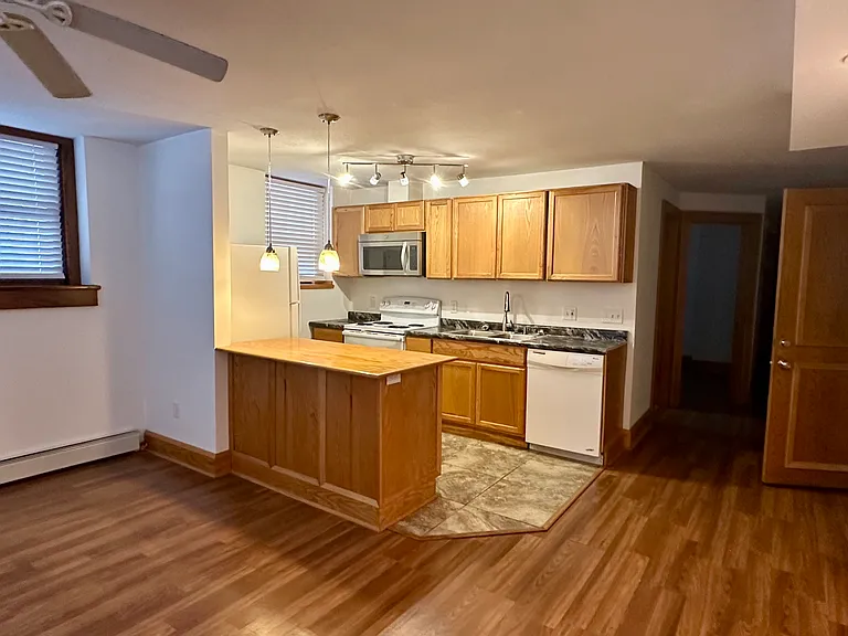 3300 Girard Ave S #2 — Photo 4