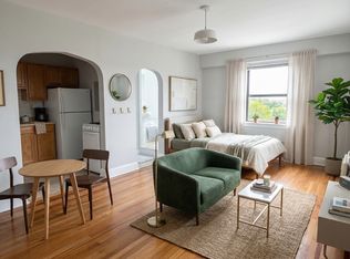 4720 Centre Ave APT 5H, Pittsburgh, PA 15213