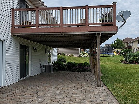 2nd image of 218 Bryn Dr