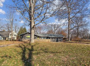 215 Orchard Ave, Oswego, IL