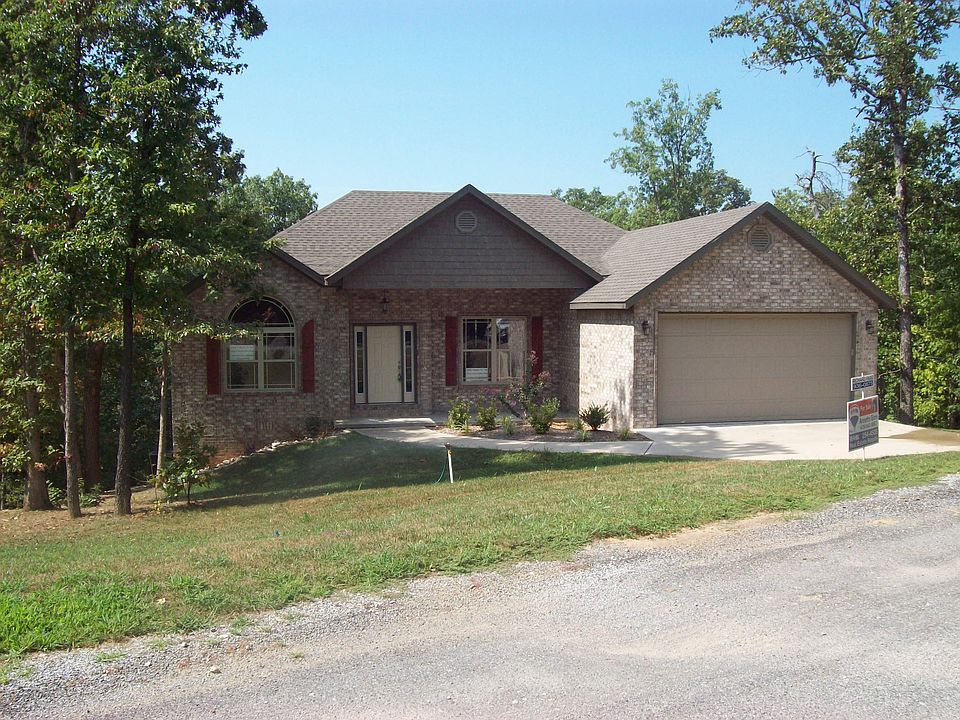1st image of 12 S Moors Ln