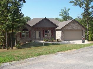 12 S Moors Ln, Bella Vista, AR 72714