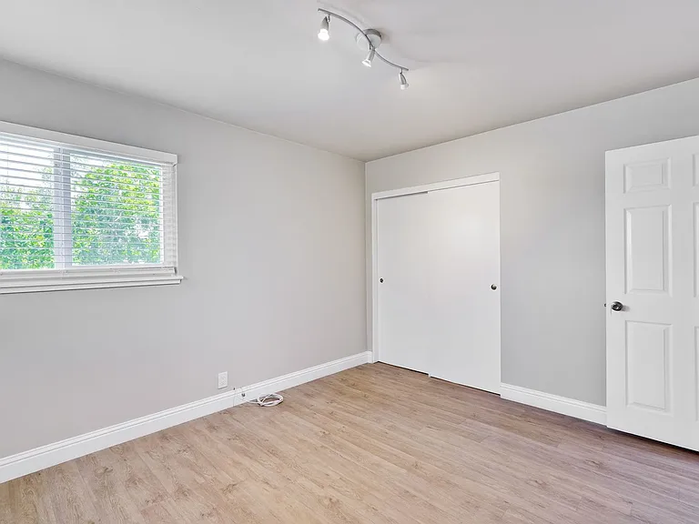 3000 Santa Maria Ave — Photo 15