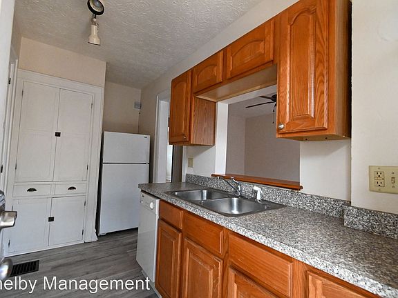 2nd image of 1486 Hunter Ave #3024950