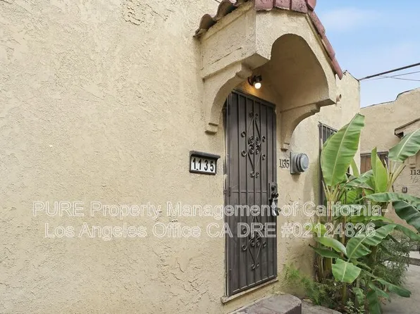 1135 E 67th St, Los Angeles, CA 90001
