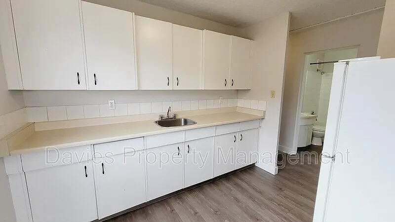 Jasper Place — Photo 3