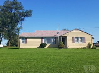 302 W Clark St, Sigourney, IA 52591