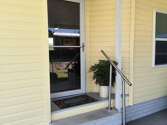 4th image of 441 Crockett St