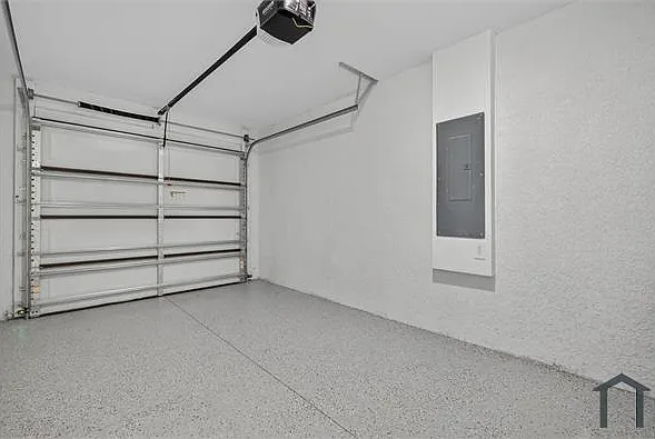 835 Palomino St E — Photo 26