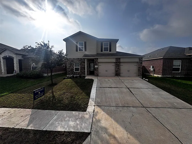 13713 Henry A Wallace Ln — Photo 1