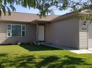 1563 Sommer St, Twin Falls, ID 83301