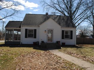 2535 Crandall St, Sterling, IL 61081