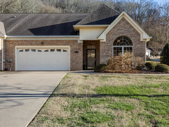 6268 Amber Brook Dr, Hixson, TN 37343