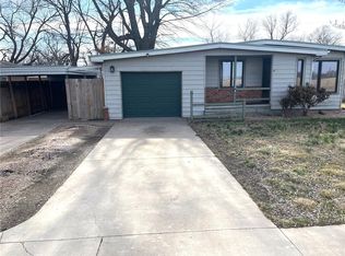 1009 W Oak St, Independence, KS 67301