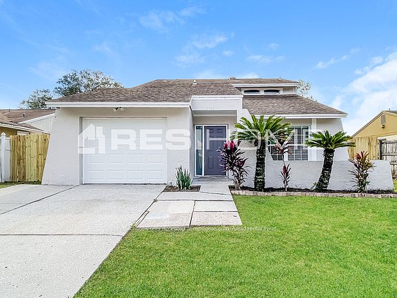 3rd image of 16106 Foxfire Dr