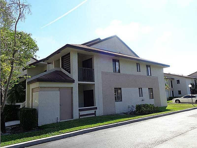 1st image of 5554 Courtyard Dr