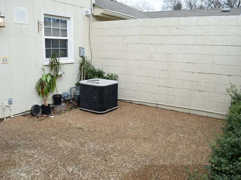 8300 Sawyer Brown Rd #R302 — Photo 30