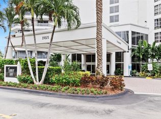 Mystic Pointe, Aventura, FL 33180