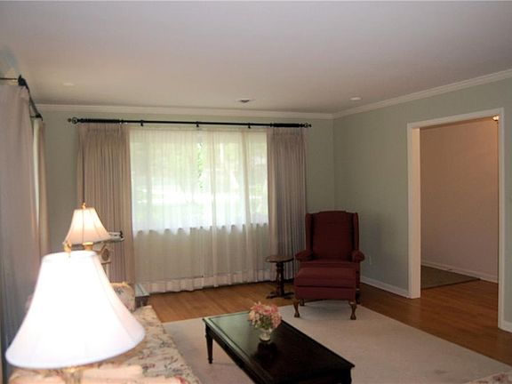 5th image of 9333 Nora Ln