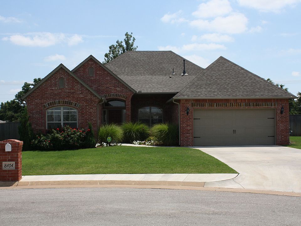 1st image of 8404 NW 122nd Cir