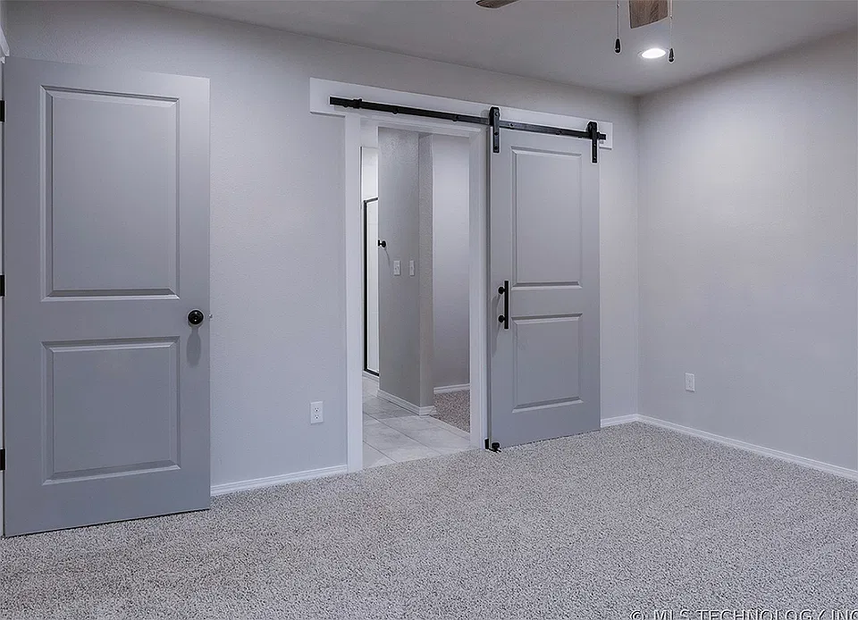 3 bed, 1400 sqft, $1,600 — Photo 4