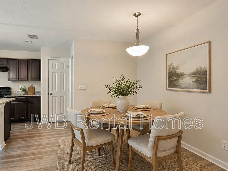 6161 Park St — Photo 5