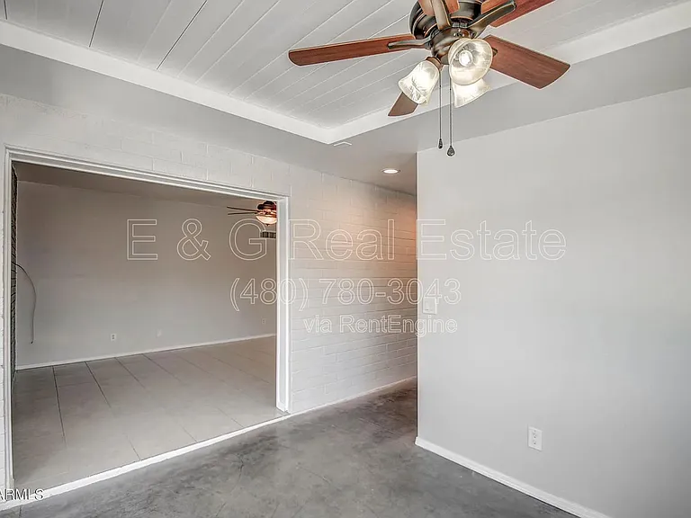 1612 E Gaylon Dr — Photo 35