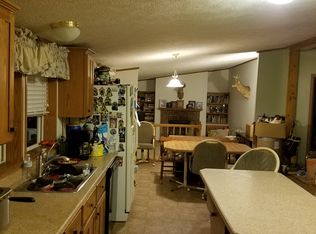 119 Hillvue Ln, Evans City, PA 16033