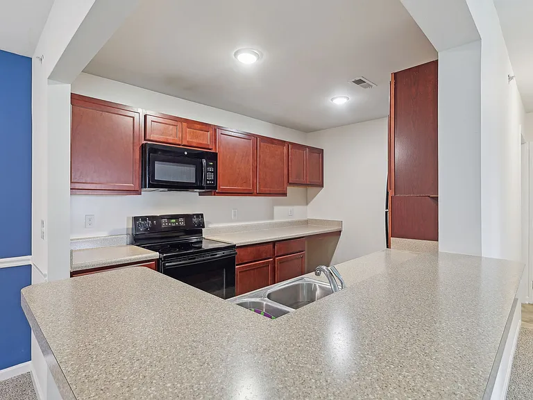 Nicholas Place Apartments — Photo 71