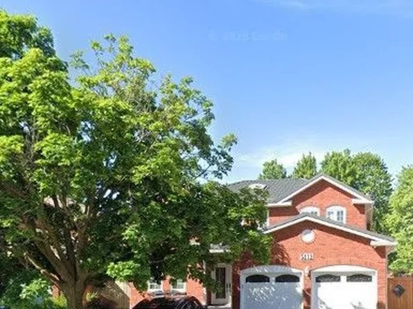 5112 Heritage Hills Blvd, Mississauga, ON L5R 2C6