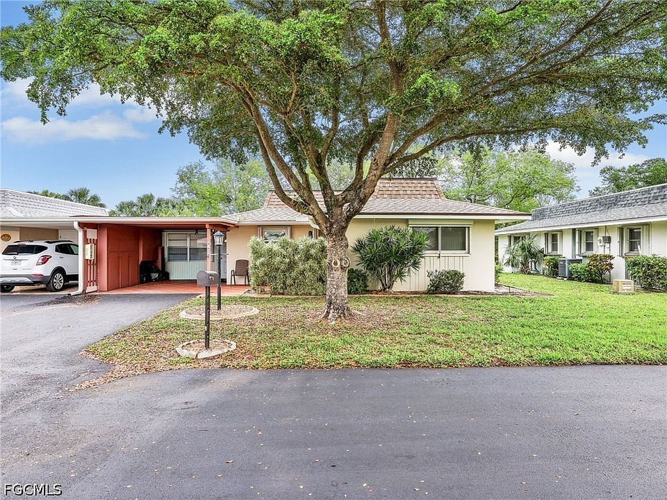 1st image of 840 Pangola Dr