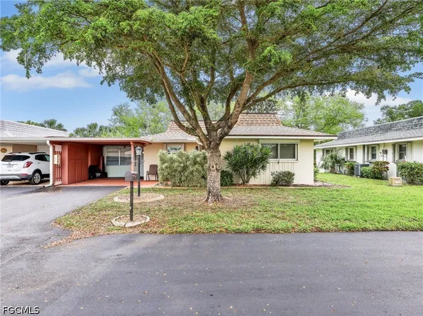 840 Pangola Dr, North Fort Myers, FL 33903