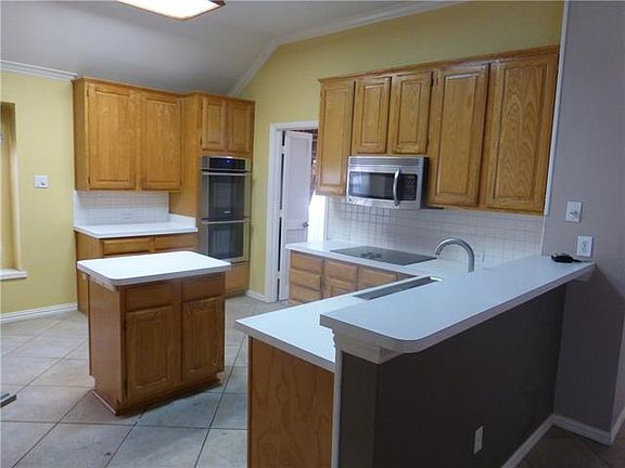 4th image of 3634 Canyon Oaks Dr