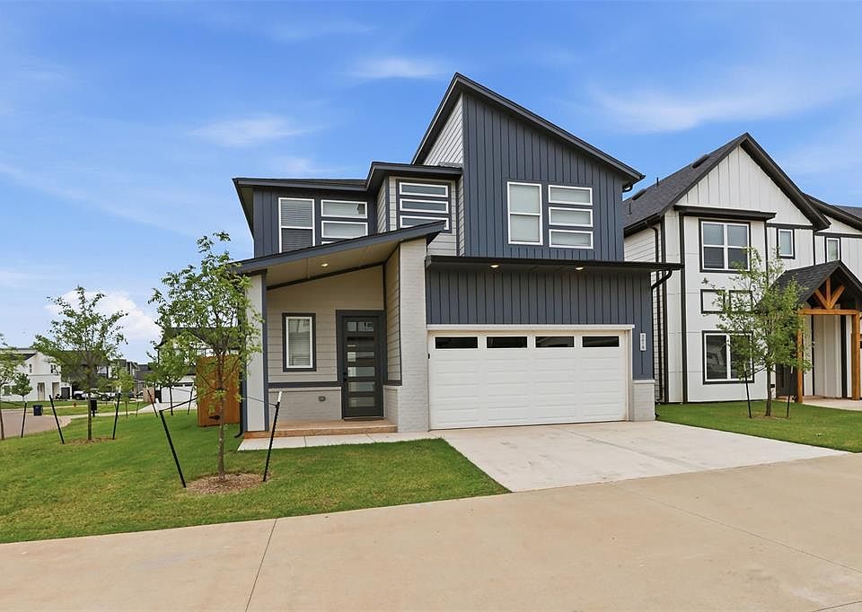 1st image of 2616 Crescent Ave