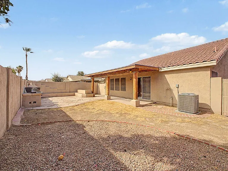 15994 N 135th Dr — Photo 33
