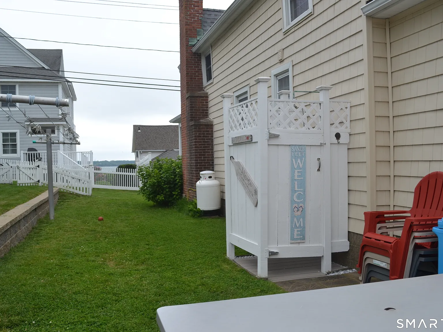 4 bed, 1.0 bath, 1546 sqft, $3,000 — Photo 2