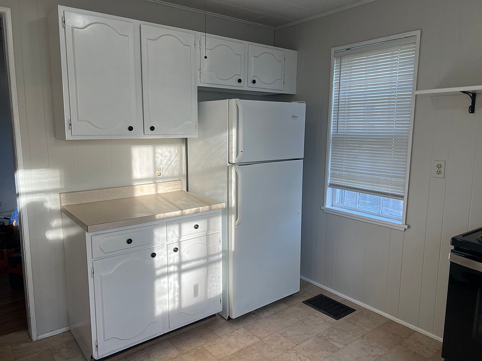 1st image of 36 Perrin St #1