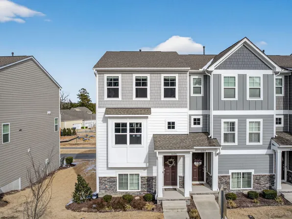 6626 Perry Creek Rd, Raleigh, NC 27616