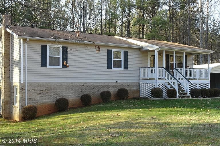1st image of 161 Weaver Ln