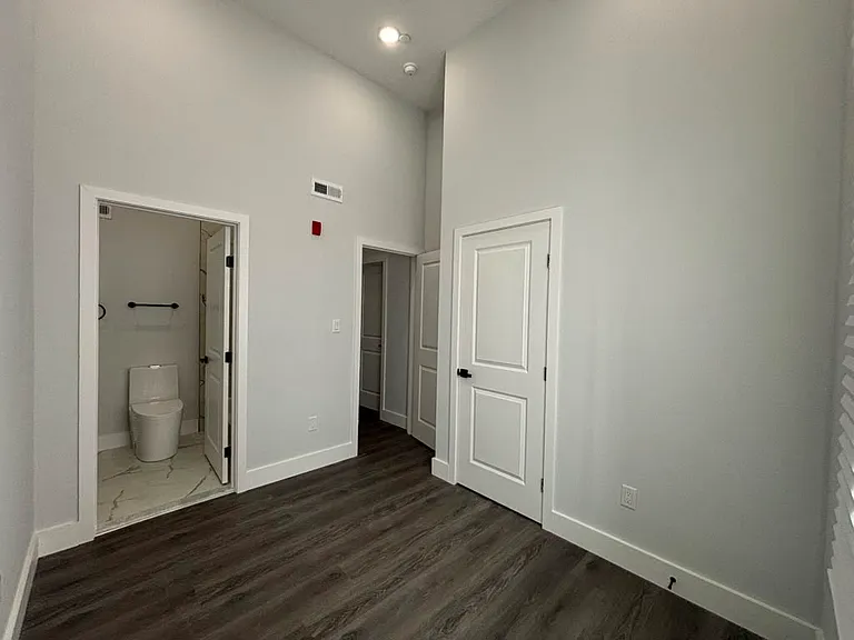 675 N 41st St #2 — Photo 10