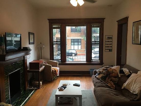 2nd image of 3339 N Sheffield Ave #Two