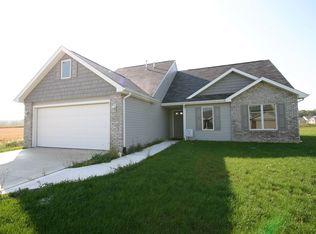 9682 Pinepark Pass, New Haven, IN 46774