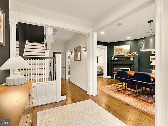 5th image of 1654 Hobart St NW