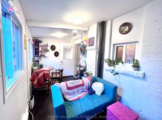 791 Bathurst St Floor 2, Toronto, ON M5S 1Z5