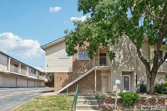 Building Photo - 349 Harmony Ct #349