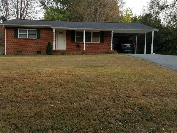 1914 Howard Dr, Knoxville, TN 37918