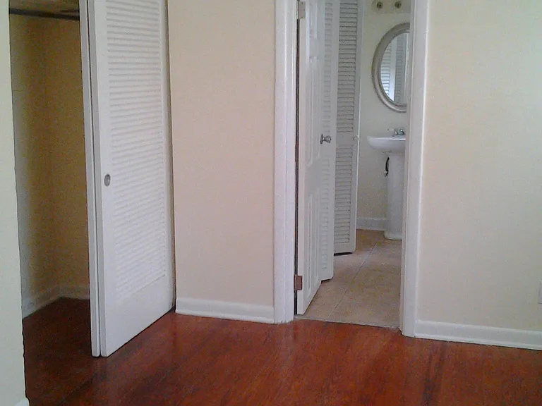 2200 Miami Rd #S — Photo 5