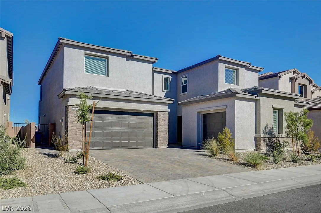 5 bed, 4.5 bath, 4355 sqft, $6,000 — Photo 2